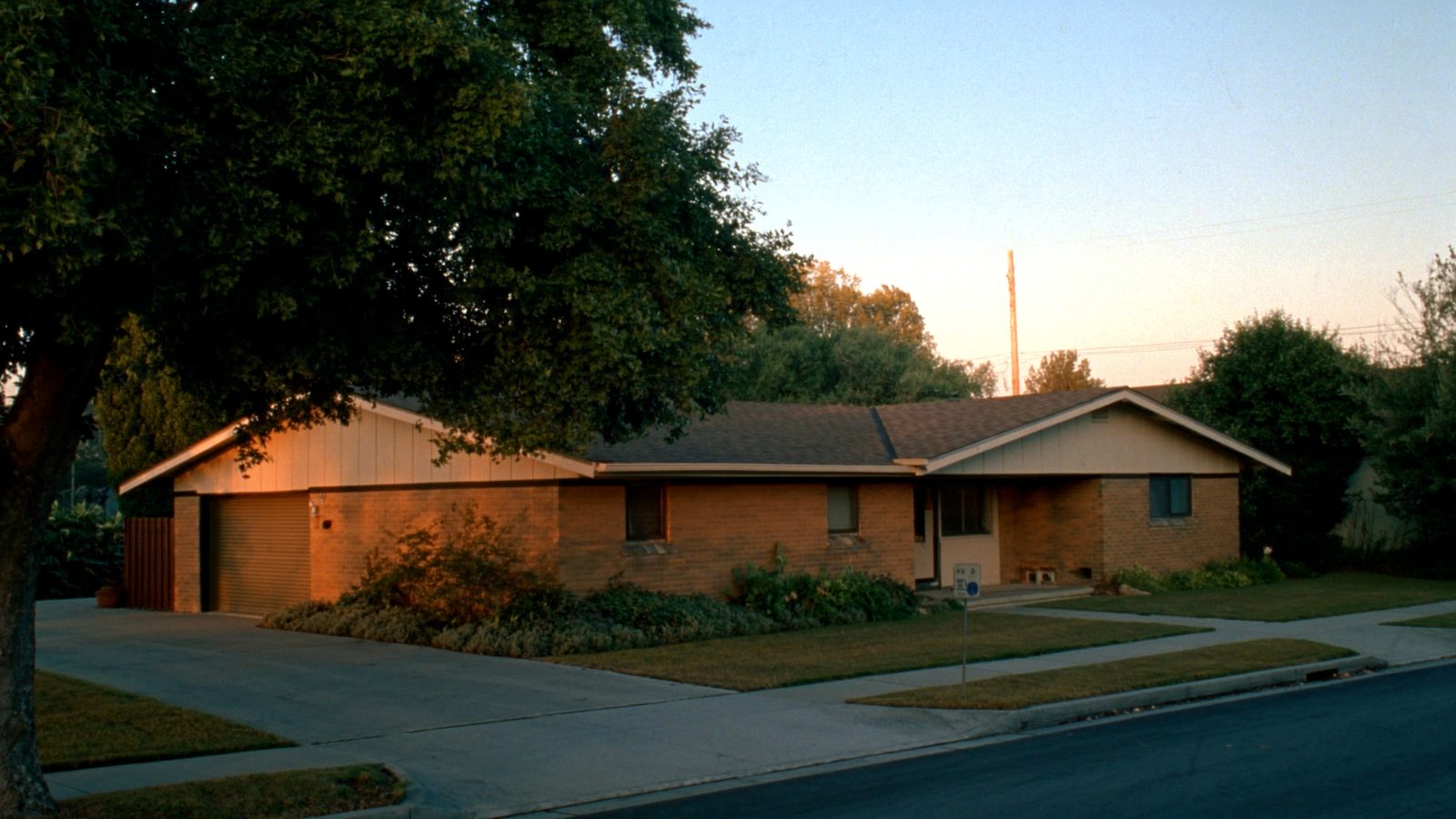 Best Dallas-Fort Worth Neighborhoods for Rental Cash Flow 2026