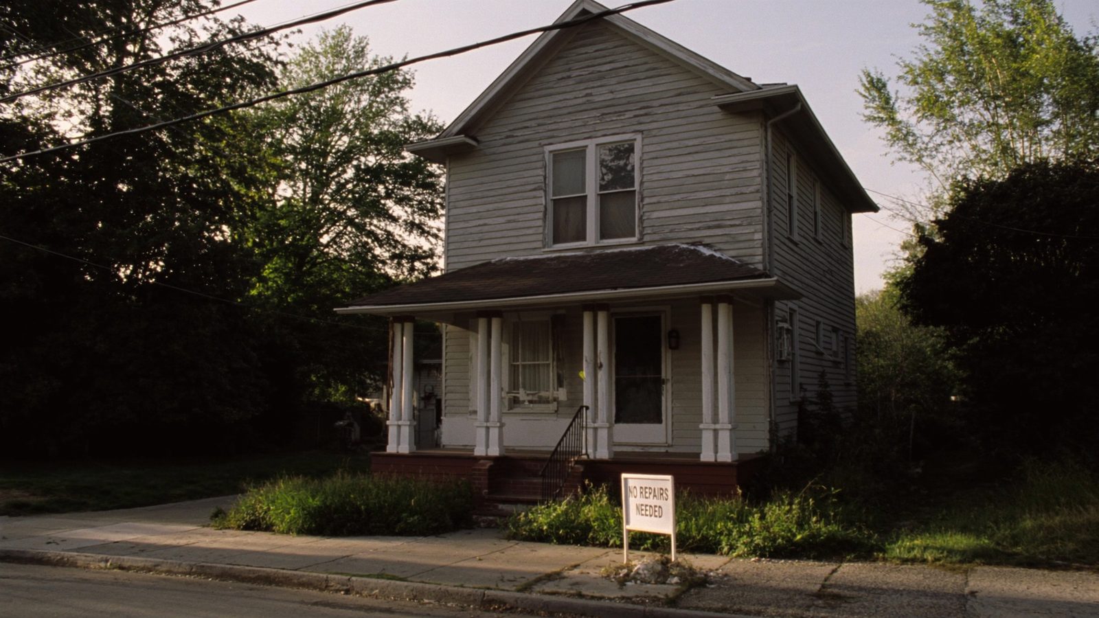 House needing repairs and renovation - sell house fast without repairs to cash buyers who purchase as-is