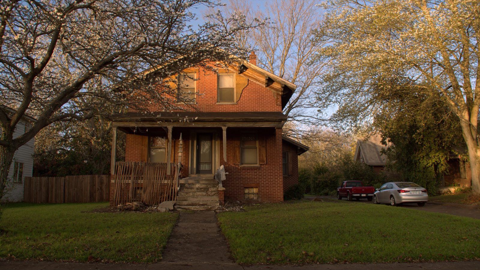 Why Investors Buy Distressed Houses Charlotte NC