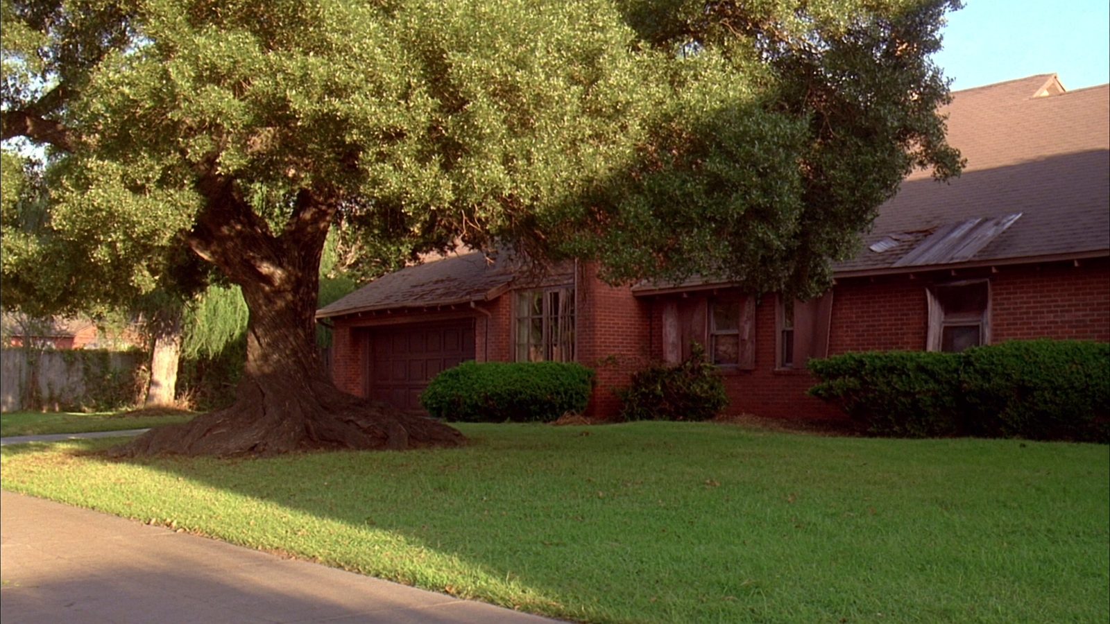 Why Investors Buy Distressed Houses Houston TX